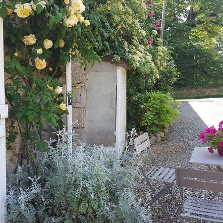 Au Calme Chez L'Habitant Foulayronnes Eksteriør bilde